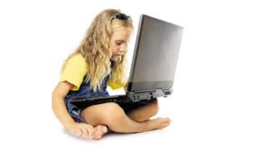 El miedo de los padres de ver a sus hijos frente al ordenador